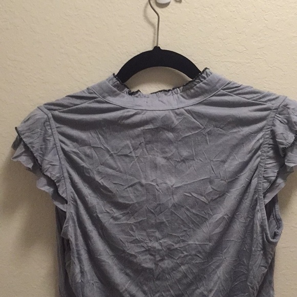 Beautiful NWOT blouse with rhinestone buttons. - Picture 8 of 8